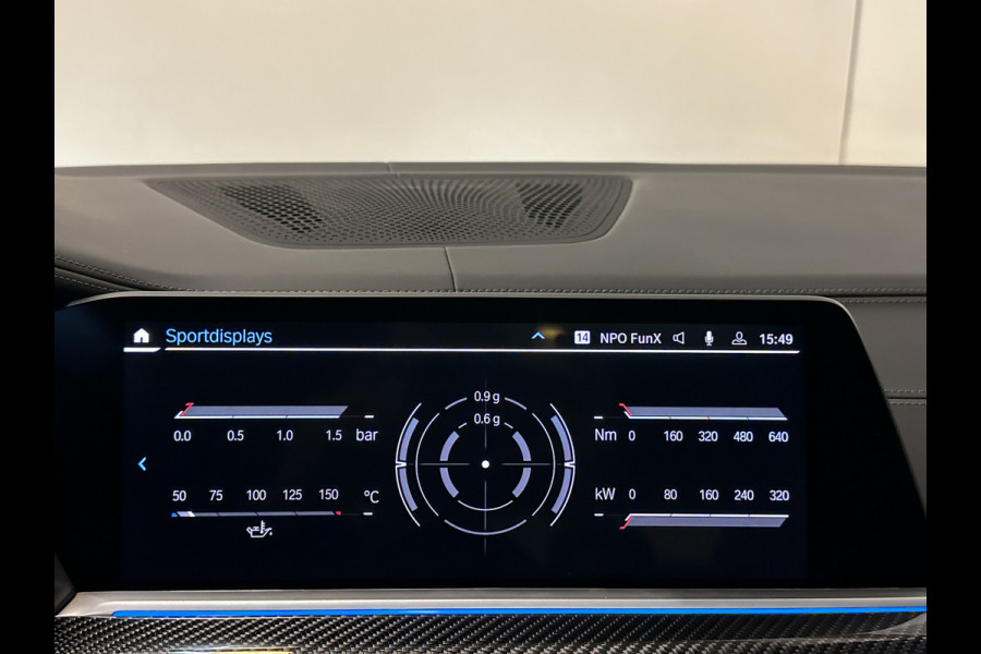 BMW X5 45e | M Sportseats | Frozen Black | Carbon | 360 Camera | Skylounce | ACC | Stoel Massage & Ventilatie | Indiv. Leder | Laser-LE Softclose | Achterasbesturing | Glasapplicatie | Stuur en achterbank verwarming | TH | 4-Zone | Isolatieglas | 22" | Bovag garantie.