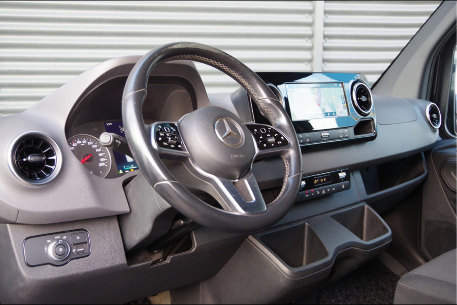 Mercedes-Benz Sprinter 316 2.2 CDI L2H2 AUT. LED, 3.5T TREKHAAK, ADAPT. CRUISE, MBUX 10'', STANDKACHEL, CAMERA, CLIMA,