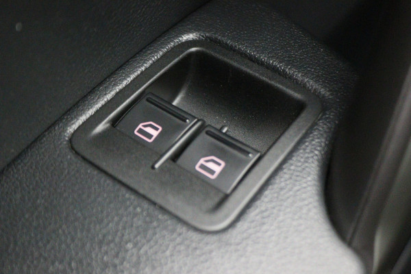 Volkswagen Caddy 2.0 TDI L1H1 102 PK Airco, Cruise, Bluetooth, Verwarmde Stoelen, Elektrisch Pakket, 15''