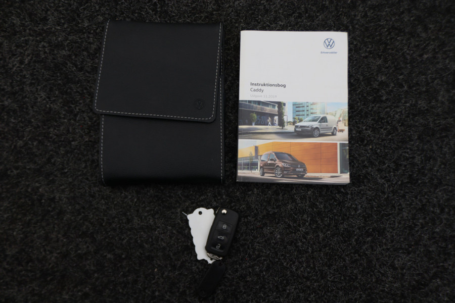 Volkswagen Caddy 2.0 TDI L1H1 102 PK Airco, Cruise, Bluetooth, Verwarmde Stoelen, Elektrisch Pakket, 15''