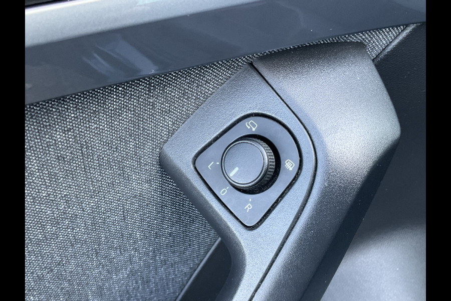 Seat Ateca 1.5 TSI Style Stoelverw. Carplay Trekhaak Business Intense