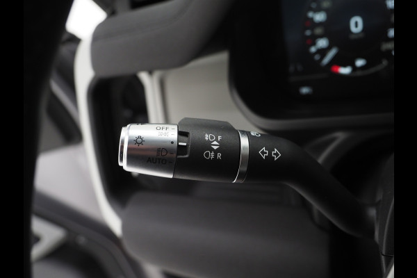 Land Rover Defender 110 2.0 P400e | Panoramadak | Luchtvering | Meridian | 360 | Keyless | Trekhaak | Leder | Carplay