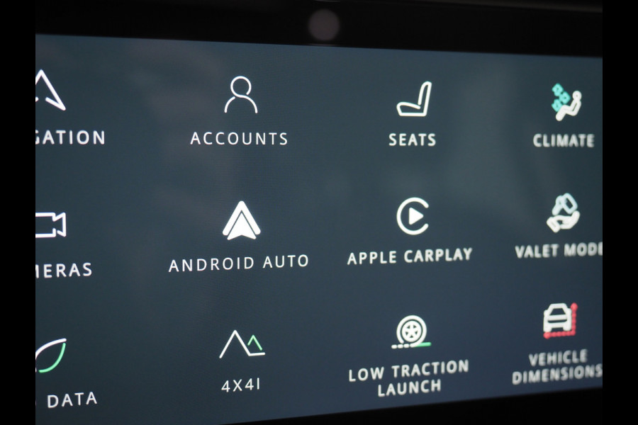 Land Rover Defender 110 2.0 P400e | Panoramadak | Luchtvering | Meridian | 360 | Keyless | Trekhaak | Leder | Carplay