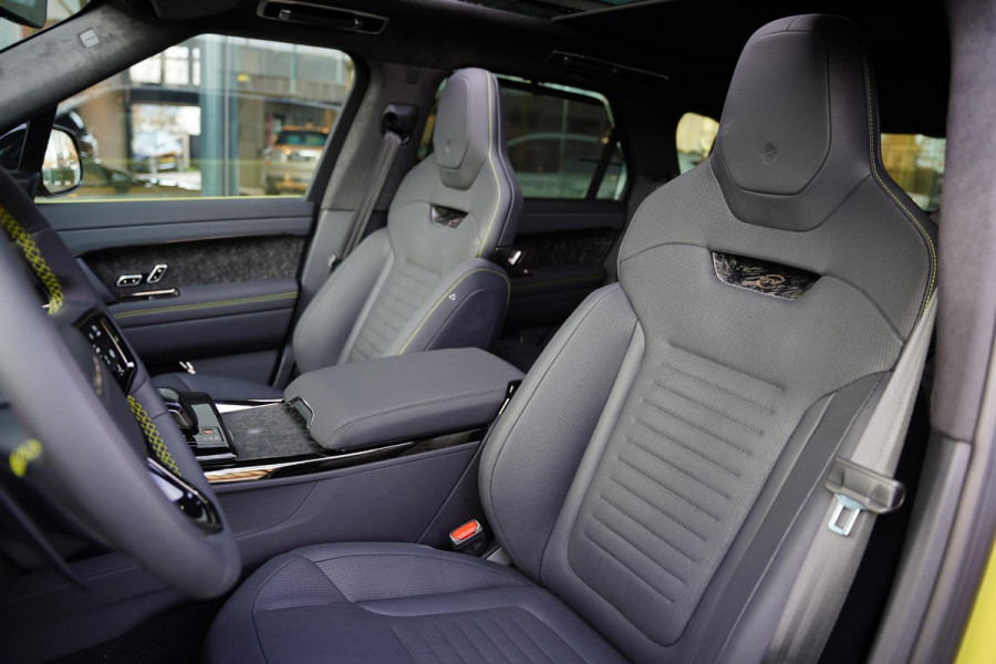 Land Rover Range Rover Sport P635 SV / Celestial Sol / Carbon