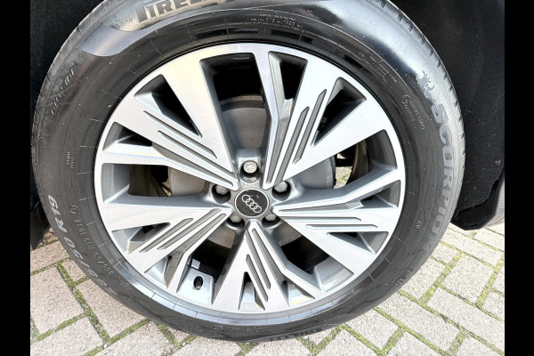 Audi Q4 e-tron 35 Advanced edition Camera, Sonos Audio, Stoelverwarming, Adap. Cruise