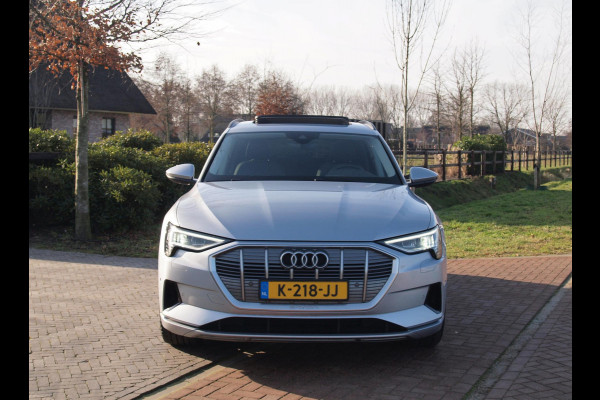 Audi e-tron 55 quattro Business edition Plus 95 kWh | Panoramadak | Camera | Apple Carplay | Cruise Control |
