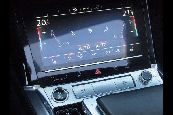 Audi e-tron 55 quattro Business edition Plus 95 kWh | Panoramadak | Camera | Apple Carplay | Cruise Control |