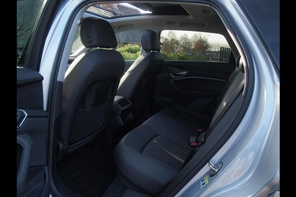 Audi e-tron 55 quattro Business edition Plus 95 kWh | Panoramadak | Camera | Apple Carplay | Cruise Control |