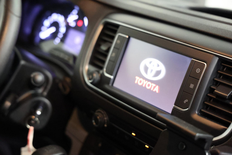 Toyota ProAce Worker 2.0 D-4D L2H1 2500KG TREKVERMOGEN