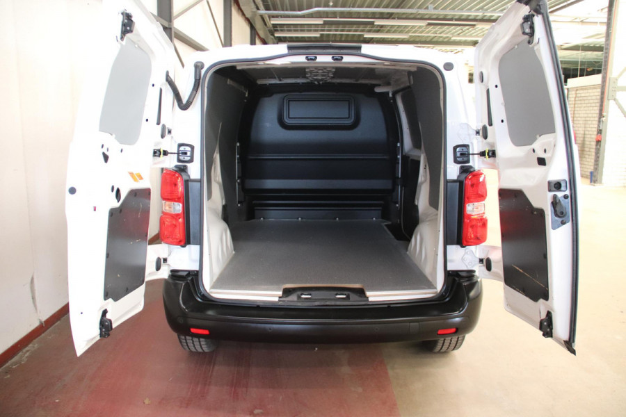 Toyota ProAce Worker D-4D 145PK L2H1 LANG EURO 6