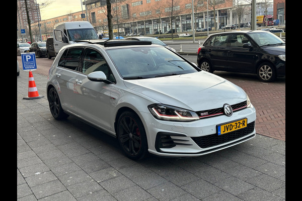 Volkswagen Golf 2.0 TSI GTI Performance Aut Leer Navi Pano