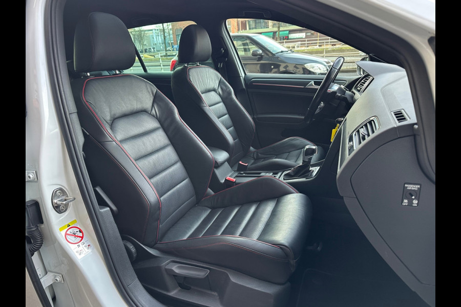Volkswagen Golf 2.0 TSI GTI Performance Aut Leer Navi Pano