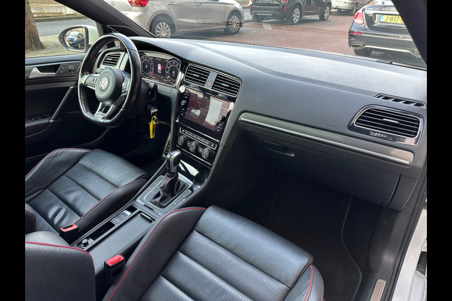 Volkswagen Golf 2.0 TSI GTI Performance Aut Leer Navi Pano