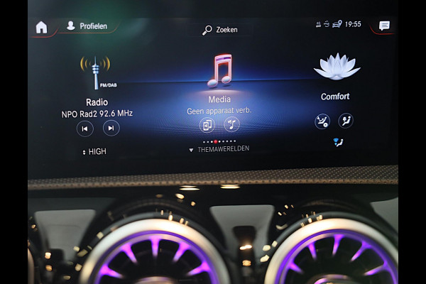 Mercedes-Benz CLA-Klasse 250 e AMG 45 Look / Memory / Elek Stoelen / Cruise Control / Camera / Open Panoramadak / Led / 18 Inch