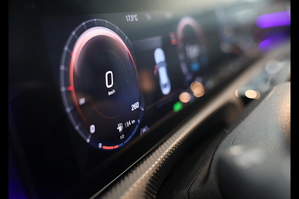 Mercedes-Benz CLA-Klasse 250 e AMG 45 Look / Memory / Elek Stoelen / Cruise Control / Camera / Open Panoramadak / Led / 18 Inch