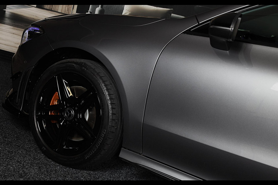 Mercedes-Benz CLA-Klasse 250 e AMG 45 Look / Memory / Elek Stoelen / Cruise Control / Camera / Open Panoramadak / Led / 18 Inch