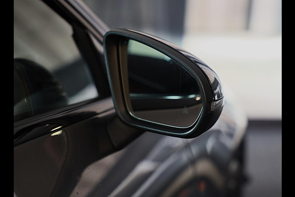 Mercedes-Benz CLA-Klasse 250 e AMG 45 Look / Memory / Elek Stoelen / Cruise Control / Camera / Open Panoramadak / Led / 18 Inch