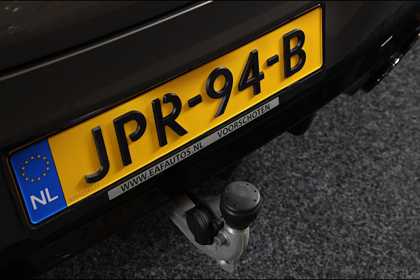 Mercedes-Benz CLA-Klasse 250 e AMG 45 Look / Memory / Elek Stoelen / Cruise Control / Camera / Open Panoramadak / Led / 18 Inch