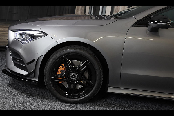 Mercedes-Benz CLA-Klasse 250 e AMG 45 Look / Memory / Elek Stoelen / Cruise Control / Camera / Open Panoramadak / Led / 18 Inch