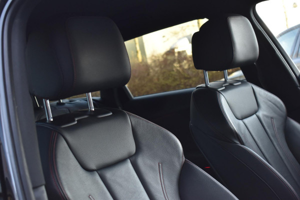 Audi A4 Avant 2.0 TFSI MHEV Sport S line black edition 3x S-line Keyless Leder Matrix