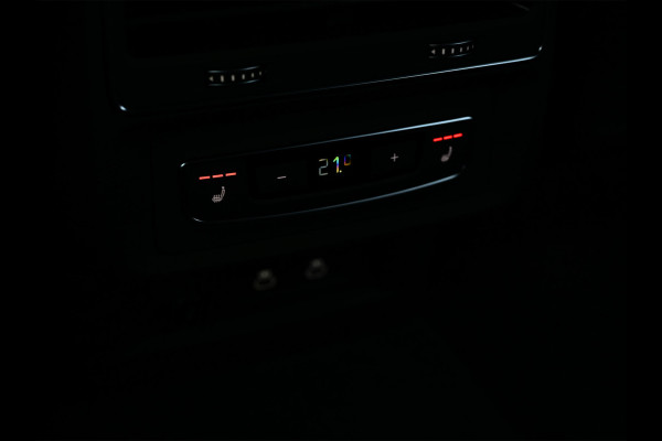 Audi Q8 55 TFSI e quattro Pro Line S · Panoramadak · S-seats met massage · Stoelverwarming en ventilatie · Ambiance interieur · B&O Soun