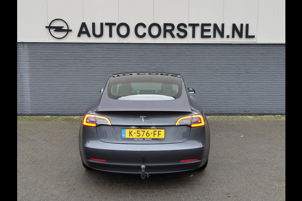 Tesla Model 3 RWD SR plus 325PK SOH 91% Trekhaak Lmv 18" AutoPilot FSD Leder Panoramadak Adaptive-Cruise Camera's Elektr.-Stuur+Stoelen+Spiege Navi LED Comfortstoelen ACC DAB Voorverwarmen interieur via App Keyless One-Pedal-Drive Origineel Nederlandse Auto 1.000KG Trekgewicht