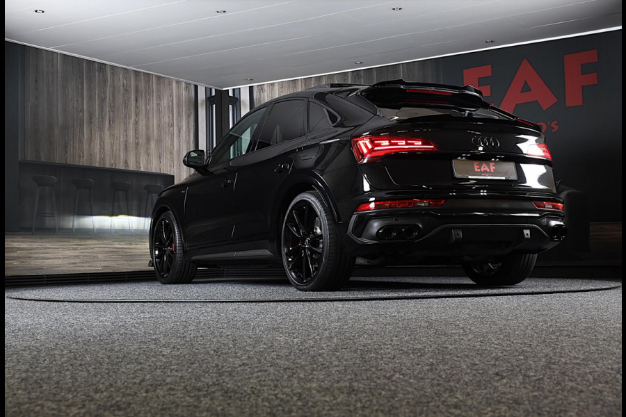 Audi Q5 Sportback 55 TFSI e Quattro SQ5 Look / FACELIFT / Carbon / Digital Cockpit / Dode Hoek / Lane Assist / Open Pano / 21 Inch
