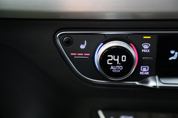 Audi Q5 Sportback 55 TFSI e Quattro SQ5 Look / FACELIFT / Carbon / Digital Cockpit / Dode Hoek / Lane Assist / Open Pano / 21 Inch