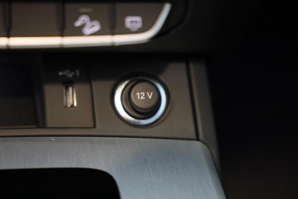 Audi Q5 Sportback 55 TFSI e Quattro SQ5 Look / FACELIFT / Carbon / Digital Cockpit / Dode Hoek / Lane Assist / Open Pano / 21 Inch