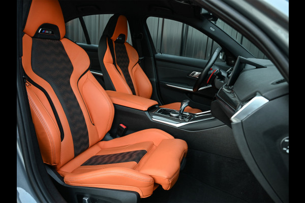BMW 3 Serie M3 xDrive Competition · NL Auto · Harman Kardon · Memory seats · Carbon interieur delen · Ambiance sfeer verlichting