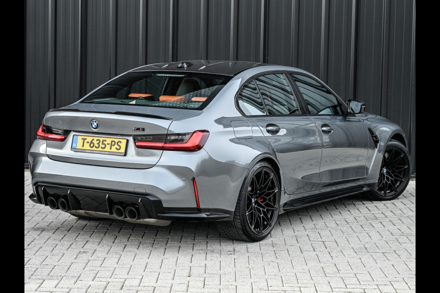 BMW 3 Serie M3 xDrive Competition · NL Auto · Harman Kardon · Memory seats · Carbon interieur delen · Ambiance sfeer verlichting