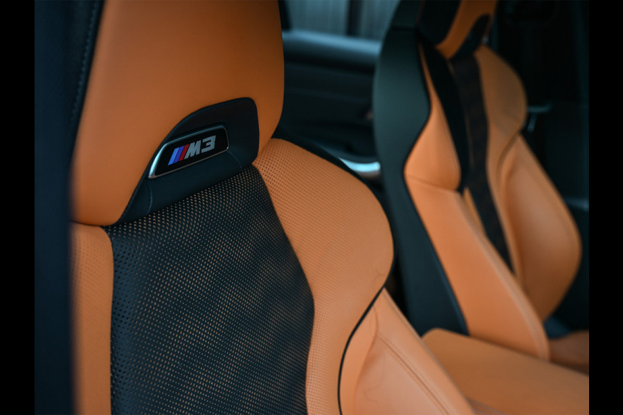 BMW 3 Serie M3 xDrive Competition · NL Auto · Harman Kardon · Memory seats · Carbon interieur delen · Ambiance sfeer verlichting