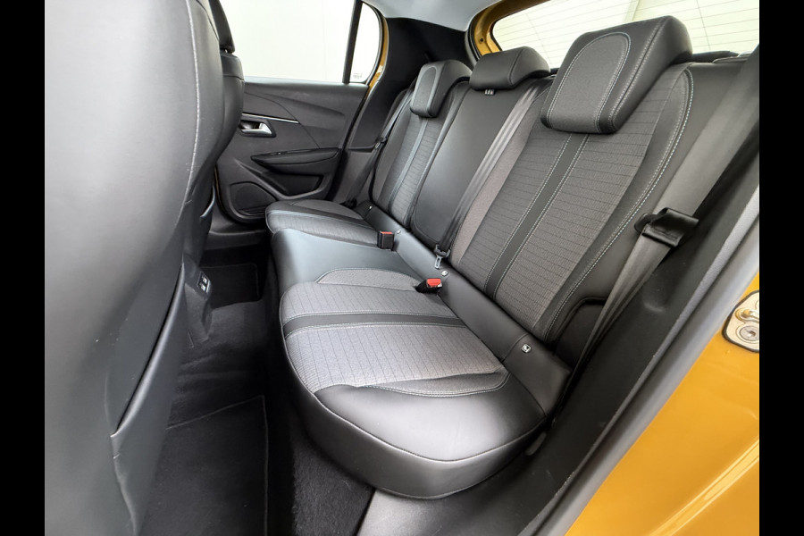 Peugeot e-208 EV Allure Première 50kWh SOH 89% Navi Ecc Stoelverwarming 360°Camera Apple Carplay Android Auto Cruise Control Pdc Led Lmv 16" Privacy Glas DAB+ Keyless Rijstrooksensor 1e Eigenaar Origineel Nederlandse Auto Dealeronderhouden