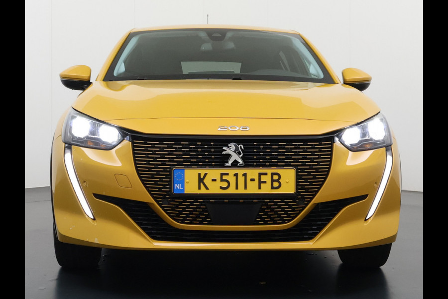 Peugeot e-208 EV Allure Première 50kWh SOH 89% Navi Ecc Stoelverwarming 360°Camera Apple Carplay Android Auto Cruise Control Pdc Led Lmv 16" Privacy Glas DAB+ Keyless Rijstrooksensor 1e Eigenaar Origineel Nederlandse Auto Dealeronderhouden