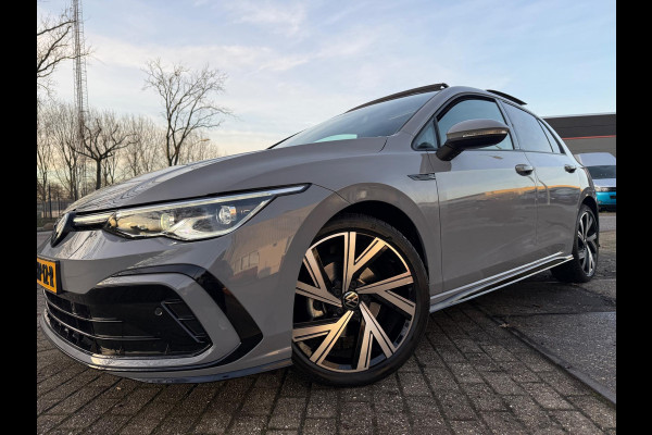 Volkswagen Golf 1.5 eTSI 2024 FACE-LIFT R-LINE DSG PANO ACC LEDER ALCANTARA