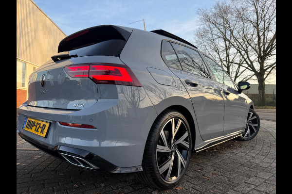 Volkswagen Golf 1.5 eTSI 2024 FACE-LIFT R-LINE DSG PANO ACC LEDER ALCANTARA
