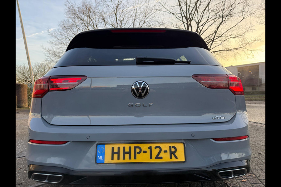 Volkswagen Golf 1.5 eTSI 2024 FACE-LIFT R-LINE DSG PANO ACC LEDER ALCANTARA