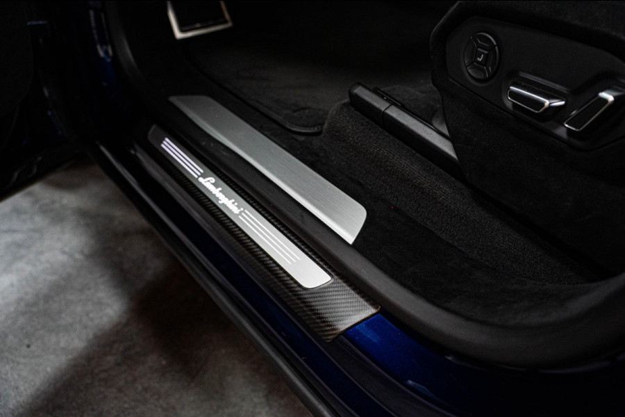 Lamborghini Urus Performante FULLCARBON|AKRA|B&O|PANO