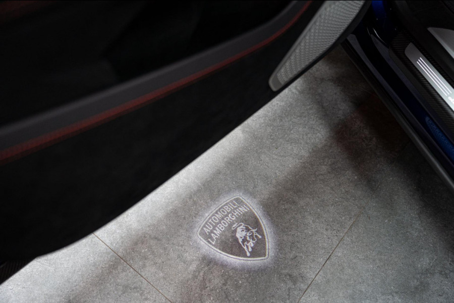 Lamborghini Urus Performante FULLCARBON|AKRA|B&O|PANO