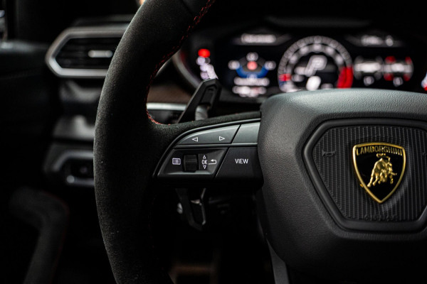 Lamborghini Urus Performante FULLCARBON|AKRA|B&O|PANO