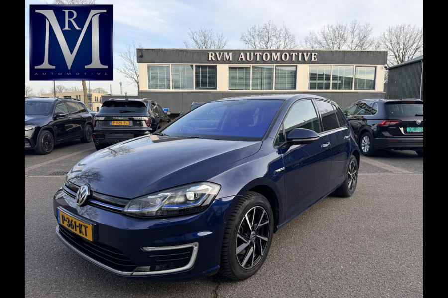 Volkswagen e-Golf e-Golf SOH 90% | ACHTERUITRIJ CAMERA | DIG. DASH| DODE HOEK| CARPLAY| STOELVERWARMING| ALL SEASON BANDEN |  LEUKE COMPLETE AUTO| RIJKLAAR INCL. 12 MND BOVAG GARANTIE