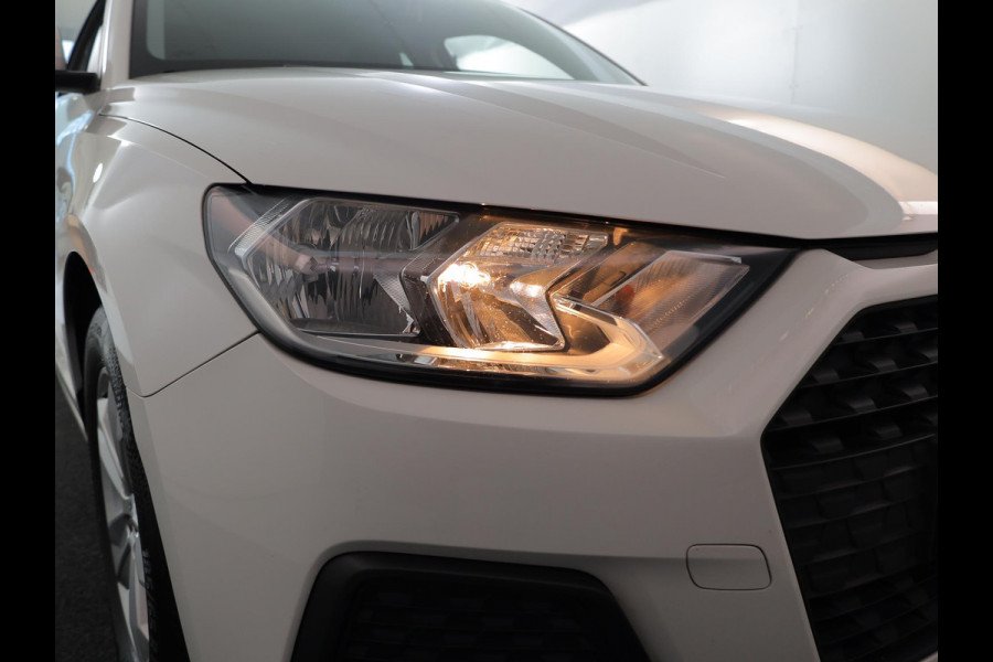 Audi A1 Sportback 25 TFSI Pro Line 95 pk | Navigatie via App | Parkeersensoren achter | Cruise control |