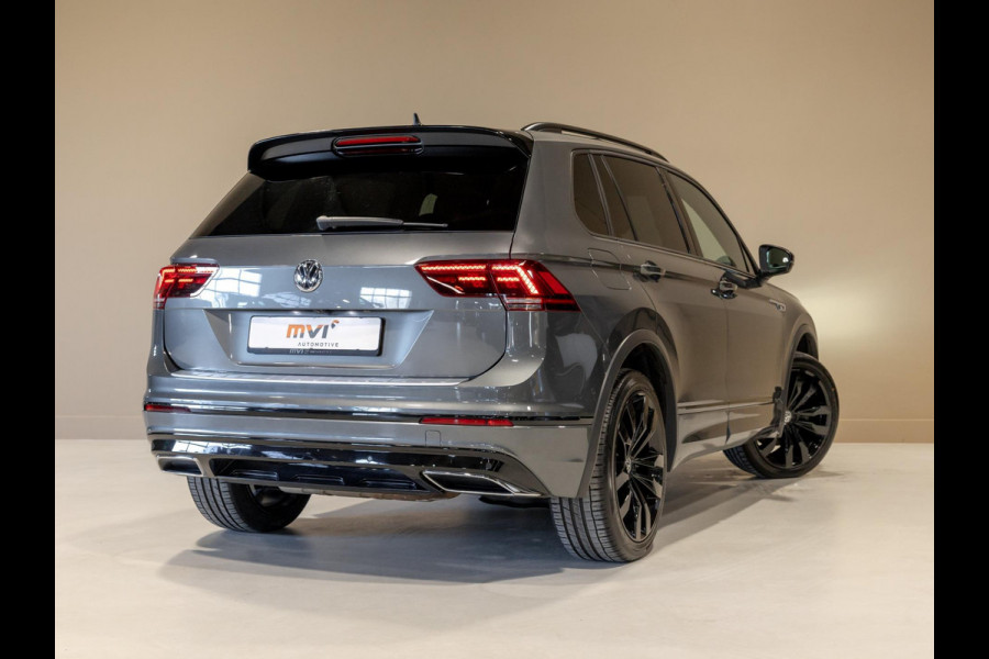 Volkswagen Tiguan 2.0 TSI 4Motion 2x R-Line Blackstyle / 230pk / Trekhaak / Panorama dak / Dynaudio /