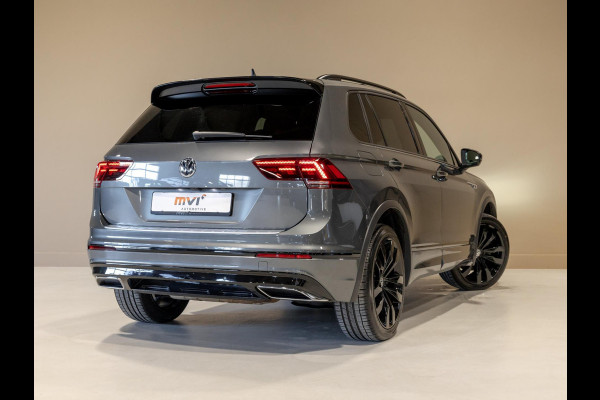 Volkswagen Tiguan 2.0 TSI 4Motion 2x R-Line Blackstyle / 230pk / Trekhaak / Panorama dak / Dynaudio /