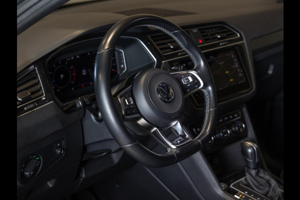 Volkswagen Tiguan 2.0 TSI 4Motion 2x R-Line Blackstyle / 230pk / Trekhaak / Panorama dak / Dynaudio /