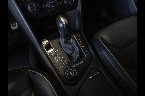 Volkswagen Tiguan 2.0 TSI 4Motion 2x R-Line Blackstyle / 230pk / Trekhaak / Panorama dak / Dynaudio /