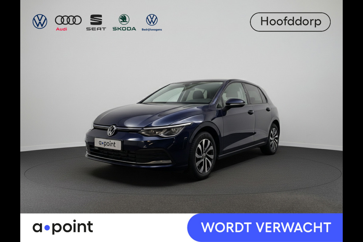 Volkswagen Golf 1.0 eTSI Life Active 110 pk Automaat (DSG) | Navigatie | Parkeersensoren (Park assist) | Achteruitrijcamera | Stoelverwarming | Autom. airco (3 zones) |