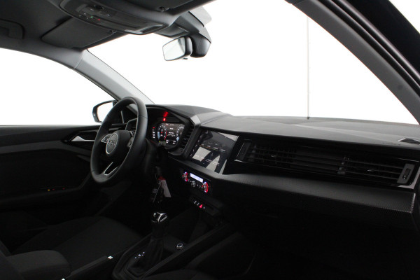 Audi A1 Sportback 30 TFSI Pro Line Automaat/116pk/Navigatie/Mythos Black Metallic/Parkeersensoren/16 inch velgen