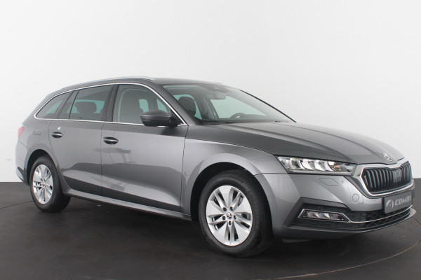 Škoda Octavia Combi 1.0 TSI Business > Trekhaak/Achteruitrijcamera/Stoelverwarming/Parkeerhulp voor en achter