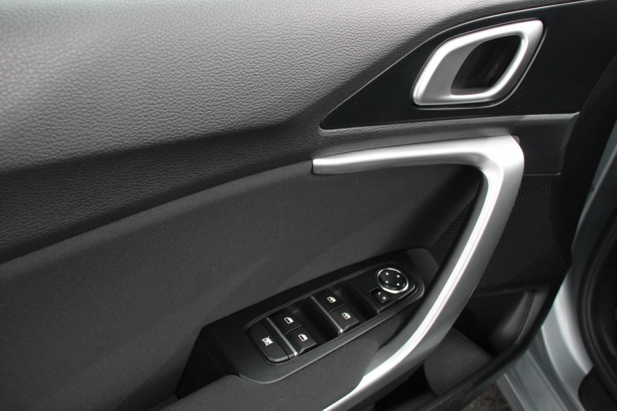 Kia Ceed Sportswagon 1.0 T-GDi Active SW | Navigatie | Apple Carplay/Android Auto | Climate Control | Camera | Extra Getint Glas